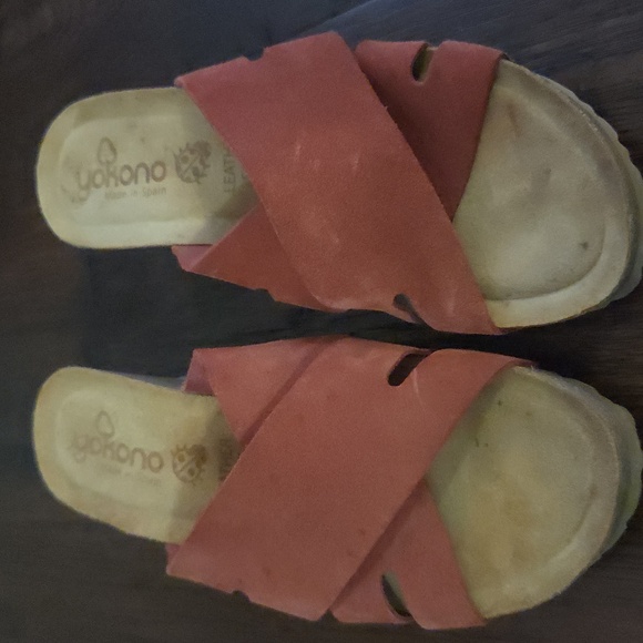 Sz 9 Yokono Rust/Coral Suede Wedge Sandals - Picture 2 of 7